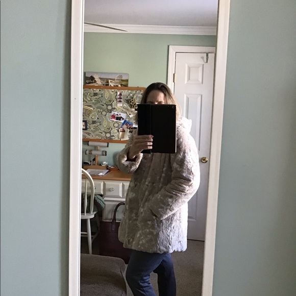 Reversible Faux Fur Jacket - Picture 5 of 8